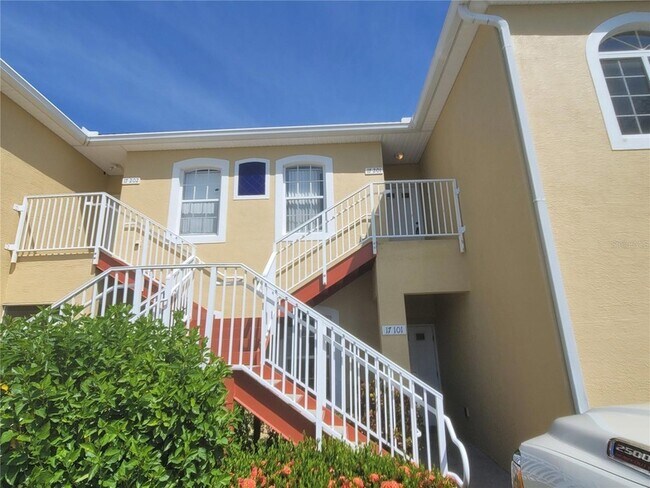 Primary Photo - 17201 Indian Creek Dr