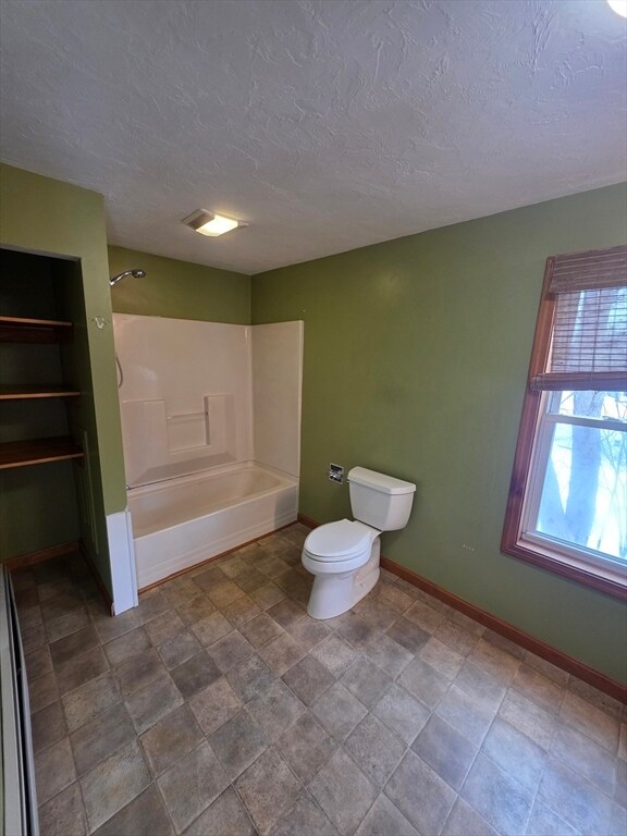 Building Photo - 11 Pearl St