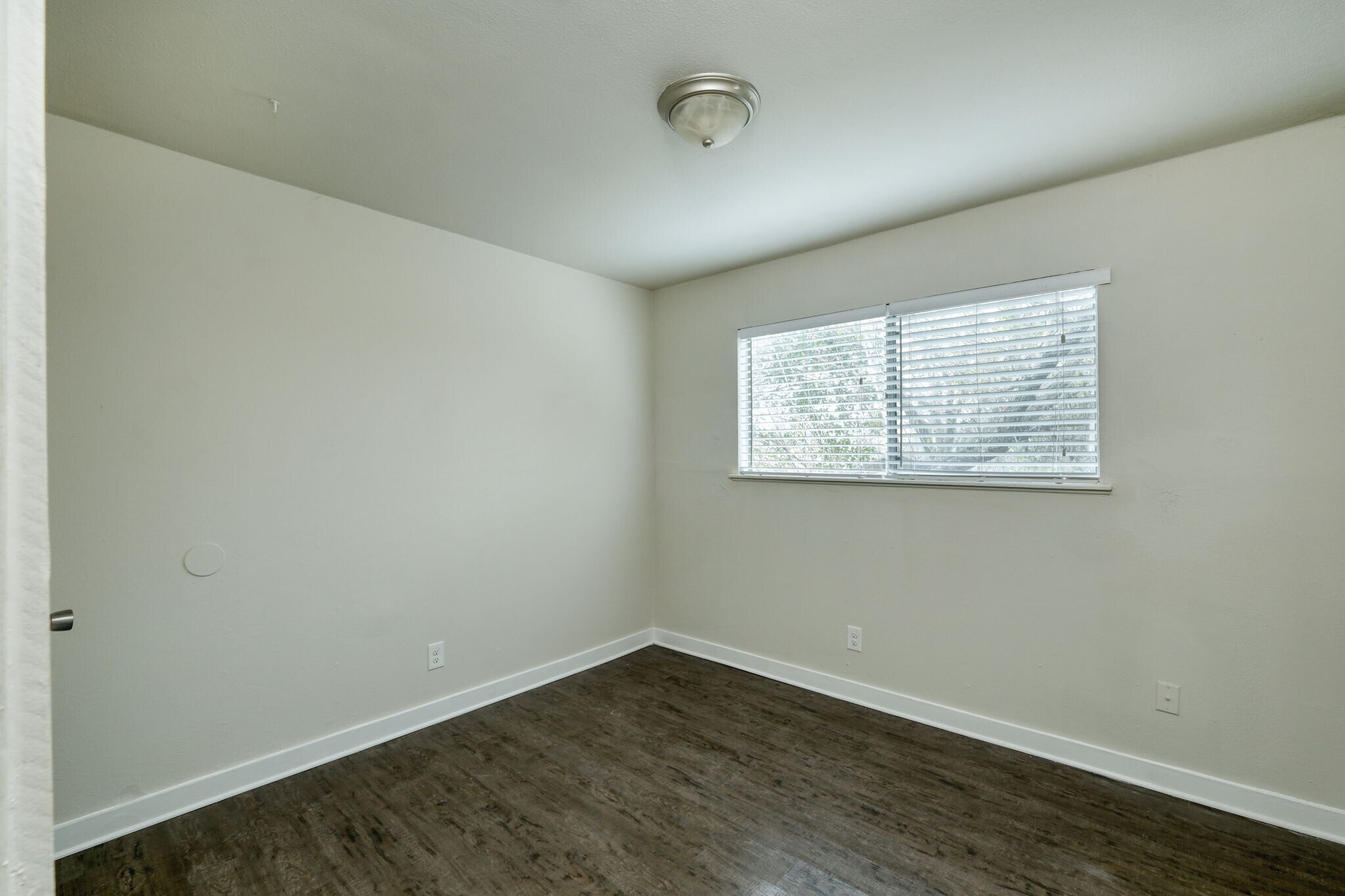 Building Photo - 6407 Auburn Dr