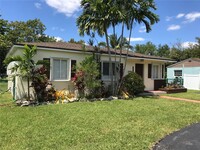 Building Photo - 6510 SW 63rd Ct
