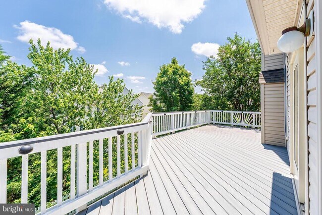 Building Photo - 20152 Boxwood Pl