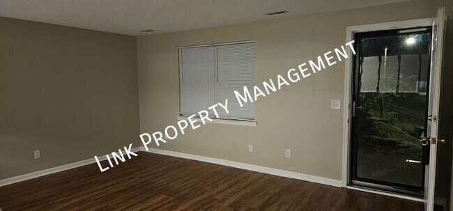 Building Photo - 7183 Holland Ln