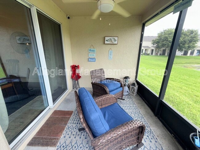 Building Photo - 1589 Plumeria Pl