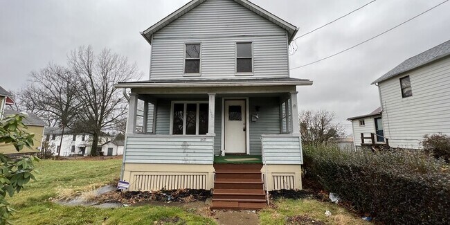 Primary Photo - 1114 Hamilton Ave