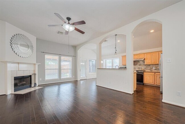 Building Photo - 14111 Norgrove Ct