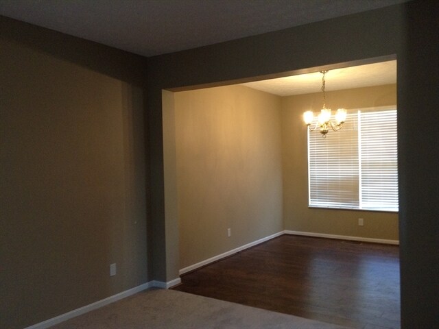 Building Photo - 684 Linden Creek