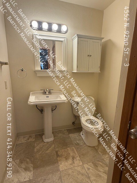 Building Photo - 4552 N 92nd St