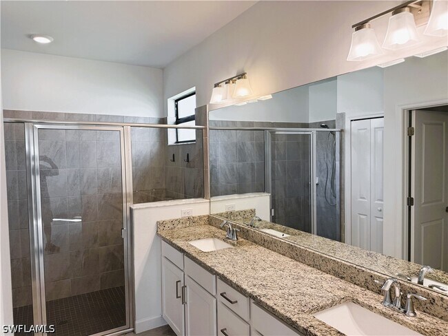 Building Photo - 13856 Pine Lodge Ln