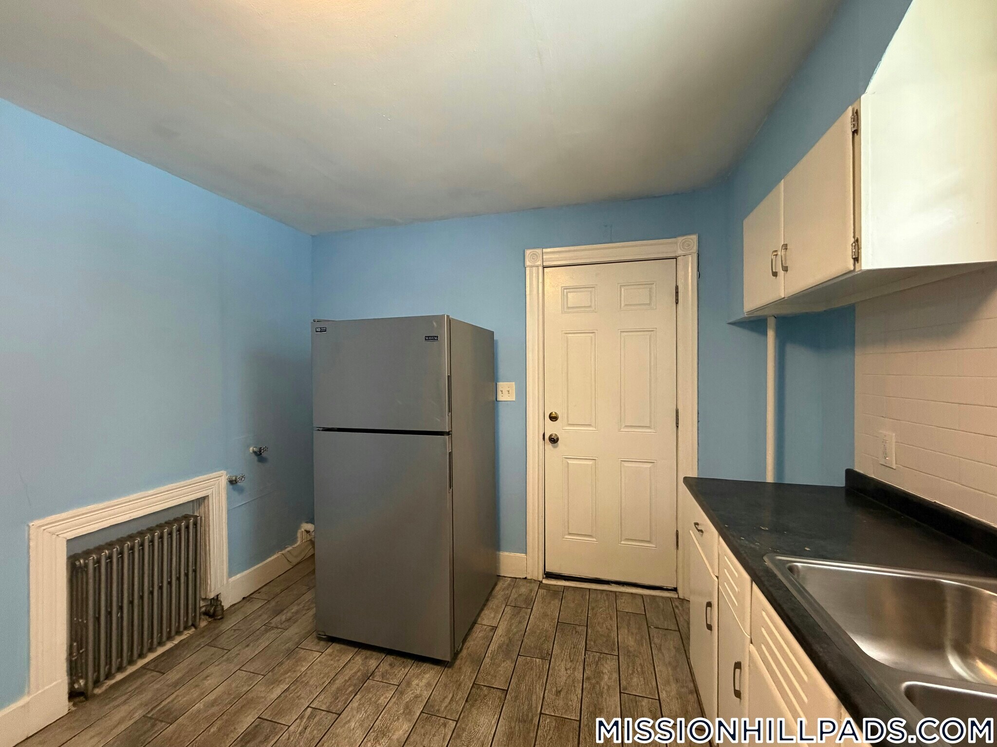 Building Photo - 82 Rockland St