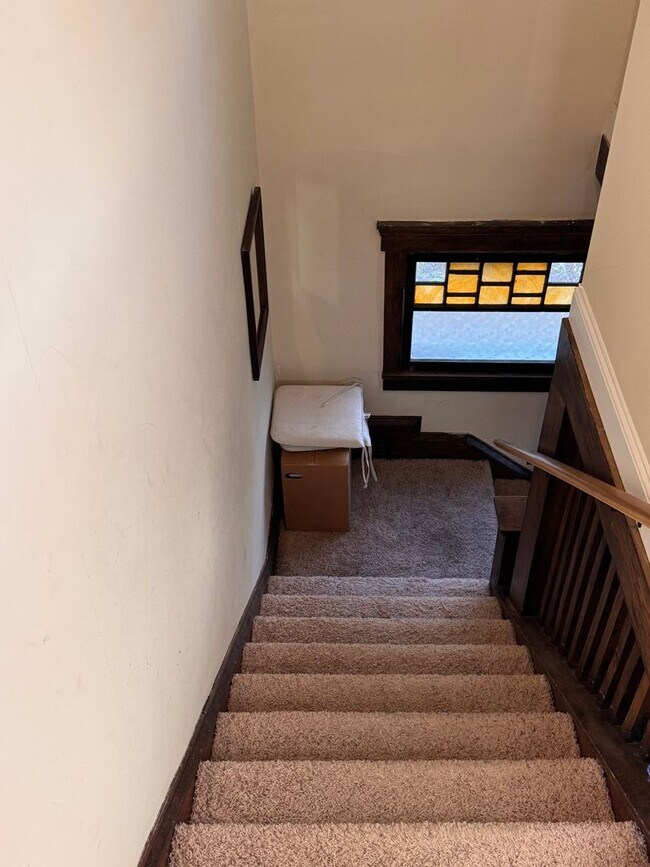 Building Photo - 3910-3912 Thomas Ave South