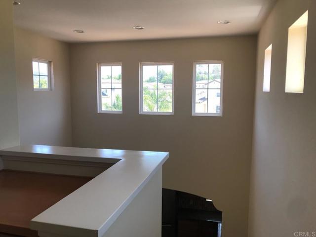 Building Photo - 6430 Terraza Portico