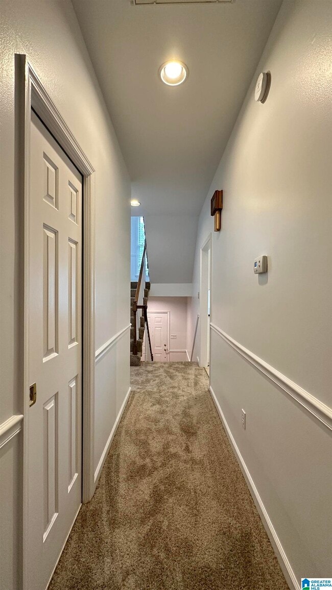 Building Photo - 103 Meadow Croft Cir