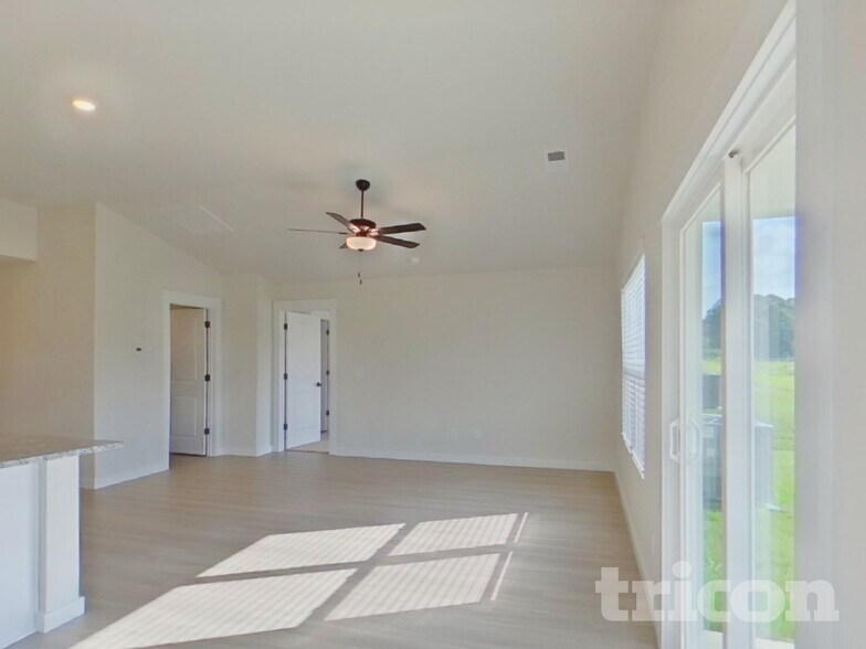 Building Photo - 1225 Crested Iris St