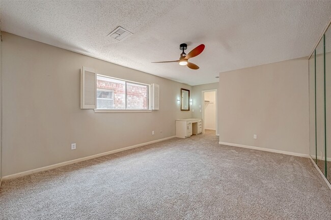 Building Photo - 365 Champions Colony III St