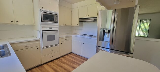 Building Photo - 21855 Belmont Dr