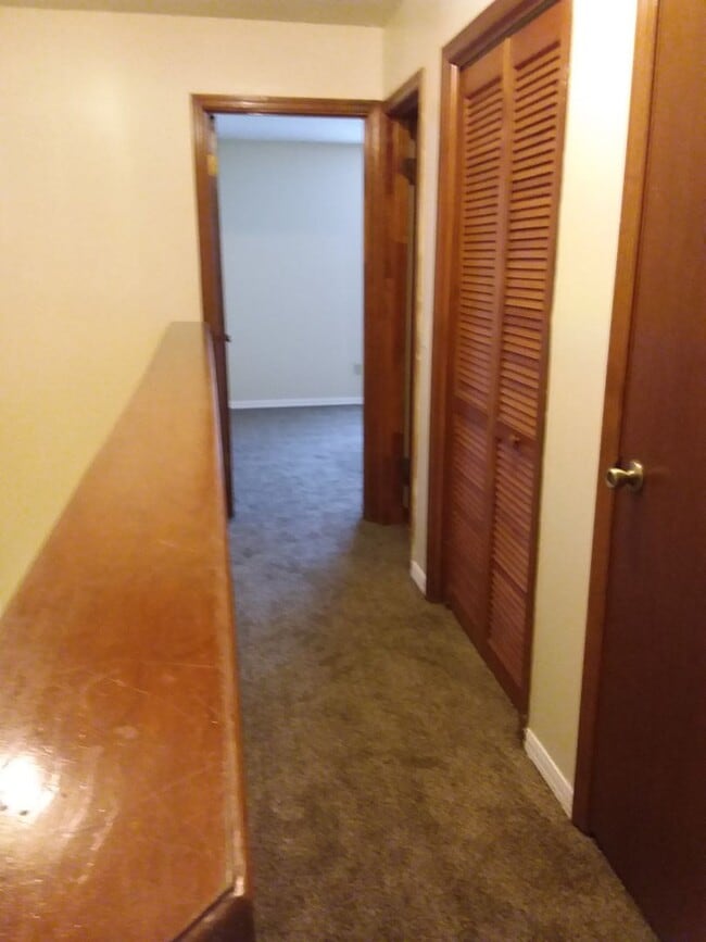 Building Photo - Large 2/2.5 towhome near NAS Jax