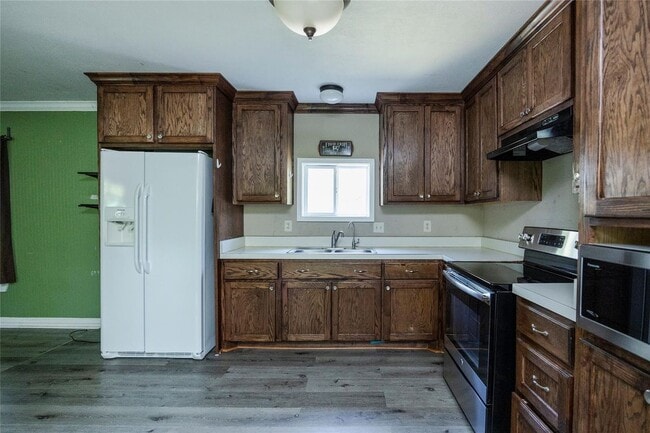 Building Photo - 2205 Willow Cove Dr