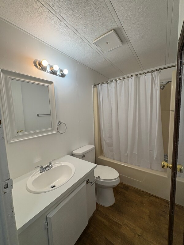 Building Photo - 200 Jenkins Rd