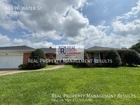 Building Photo - 603 W Water St