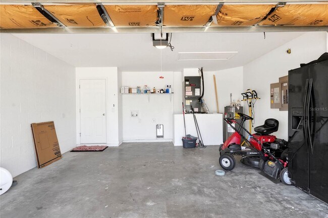Building Photo - 780 Overlook Grove Dr