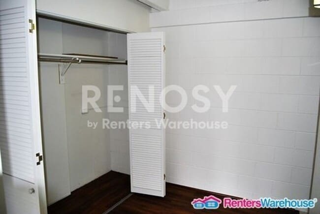 Building Photo - Beautiful 1 Bed 1 Bath in Capitol Hill (Water/sewer and Trash Utilities Included!)