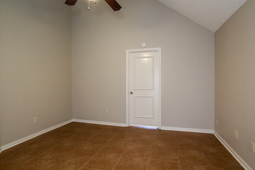 Building Photo - 4714 Cashel Castle Dr