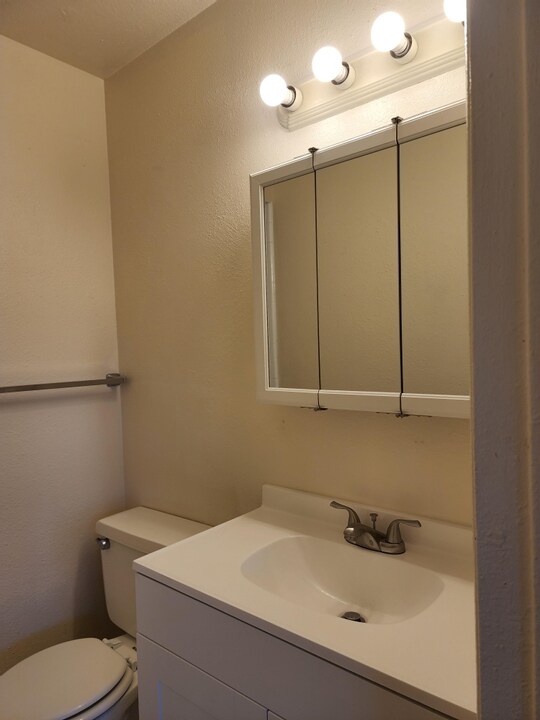 Building Photo - 3264 W 4700 S