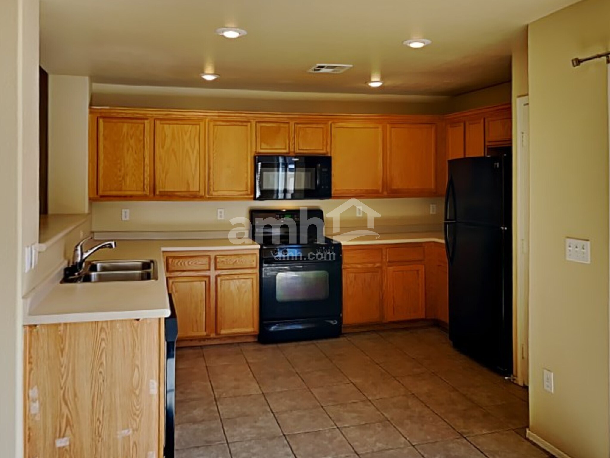Building Photo - 9318 Aventurine Ct