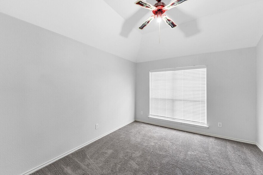 Building Photo - 5200 St Croix Ln