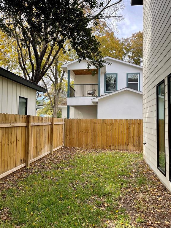 Building Photo - 1309 Palo Duro Rd