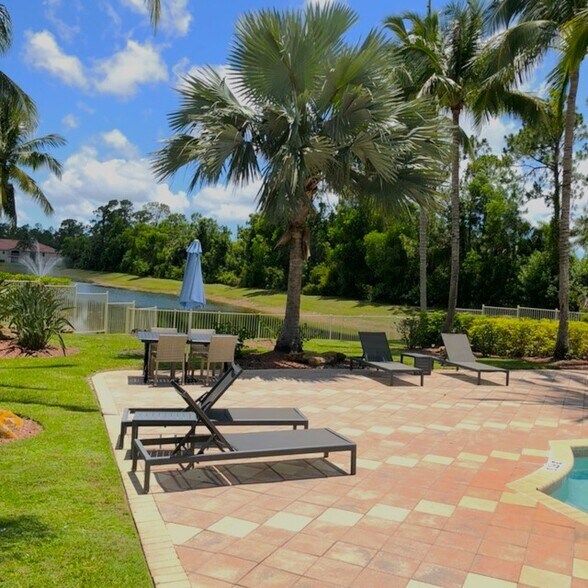 Building Photo - 8255 Ibis Club Dr