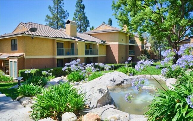 Building Photo - 10655 Lemon Ave