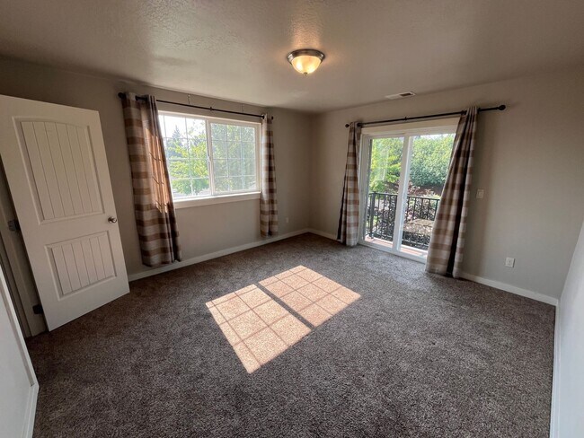 Building Photo - 63159 de Haviland St