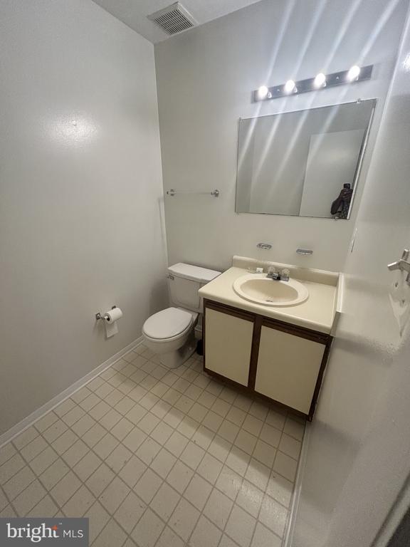 Building Photo - 9536 Melrose Square Way