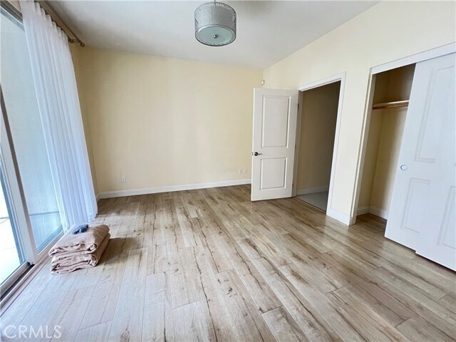 Building Photo - 222 Borrego