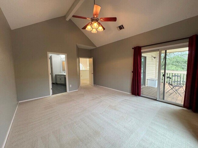 Building Photo - 6401 Wallace Cove