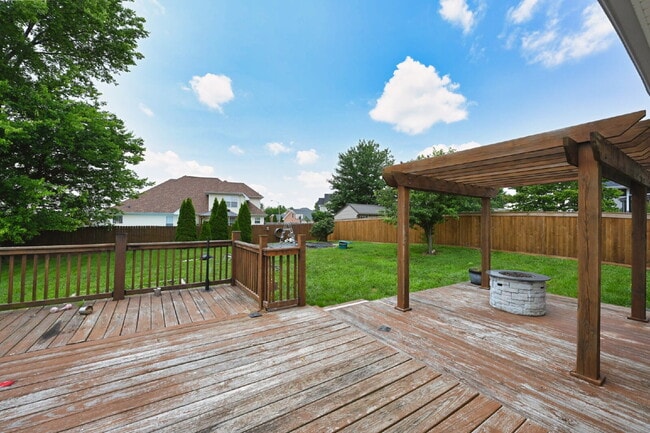 Building Photo - Show-Stopping Rental Home – A Rare Find wi...