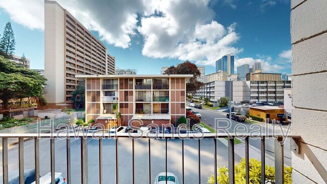 Building Photo - 933 Kaheka St