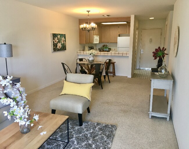 Primary Photo - 1201 Alta Vista Ct