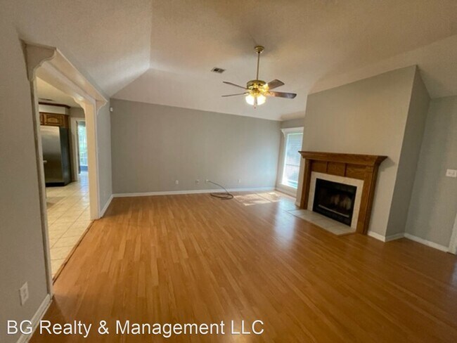 Building Photo - 3 br, 2 bath House - 4331 Christina St