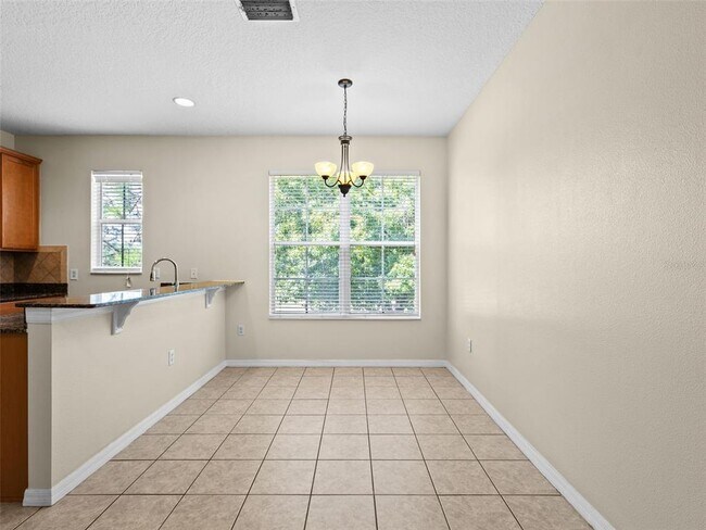 Building Photo - 2412 Middleton Grove Dr