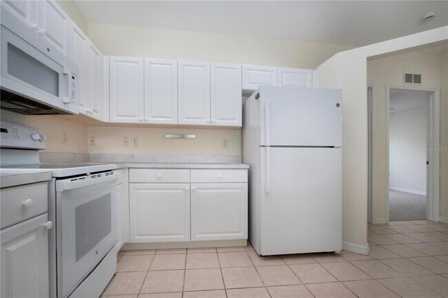 Building Photo - 7117 Strand Cir