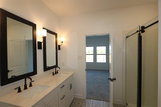 Building Photo - 1291 Okeechobee Dr