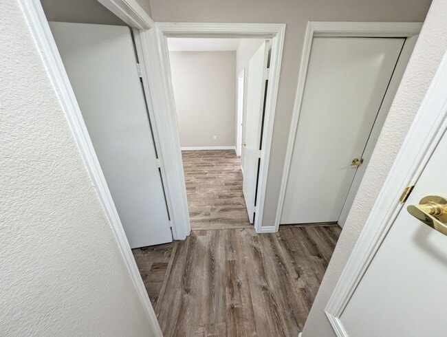 Building Photo - 8250 N Grand Canyon Dr