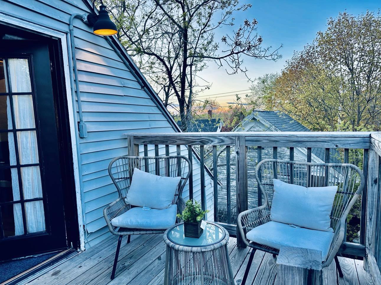 Building Photo - 167 Broadway