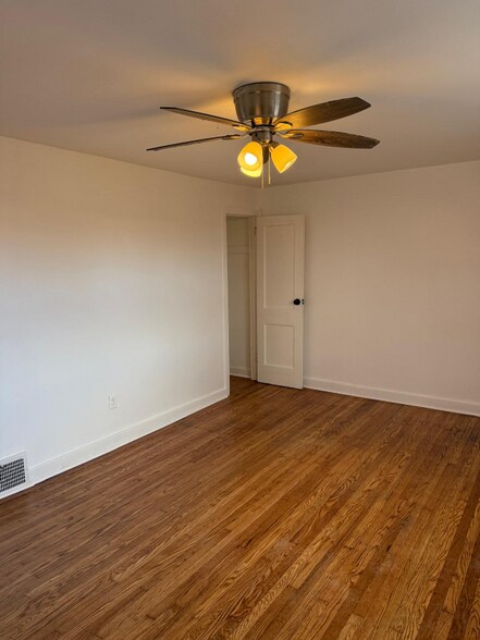 Building Photo - 7416 Gilbert St