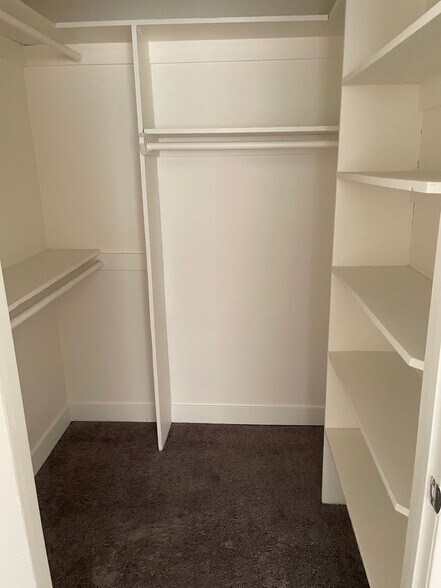 Interior Photo - Hazeltine Harbor Apartments