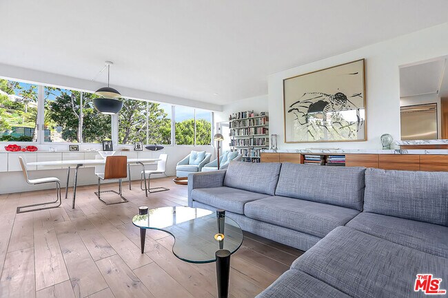 Building Photo - 17352 Sunset Blvd