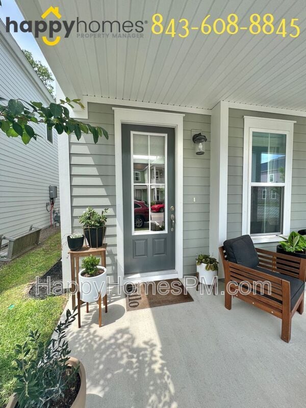 Building Photo - 1715 Indy Dr