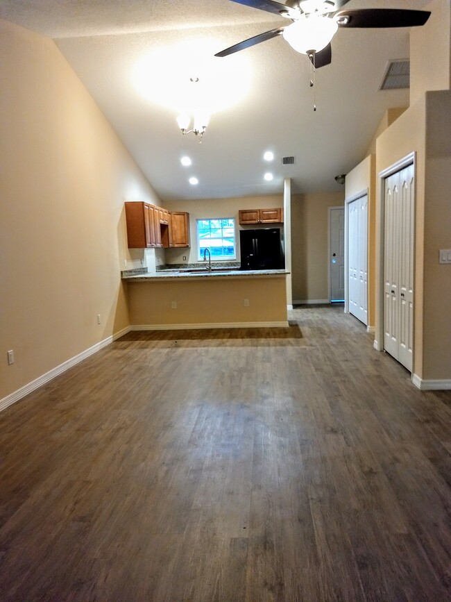 Open Floor Plan - 9356 N Peachtree Way